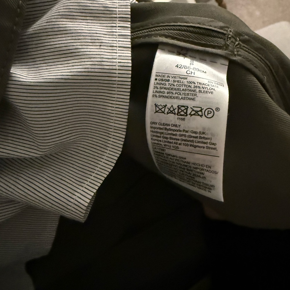 Banana Republic Women's Classic Olive Green Trench Coat 🧥 - Picture 5 of 7